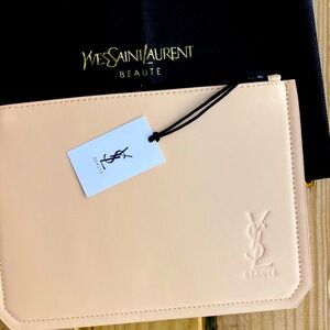 YSL Yves Saint Laurent beauty beige eco leather zippy
pouch / clutch NWT